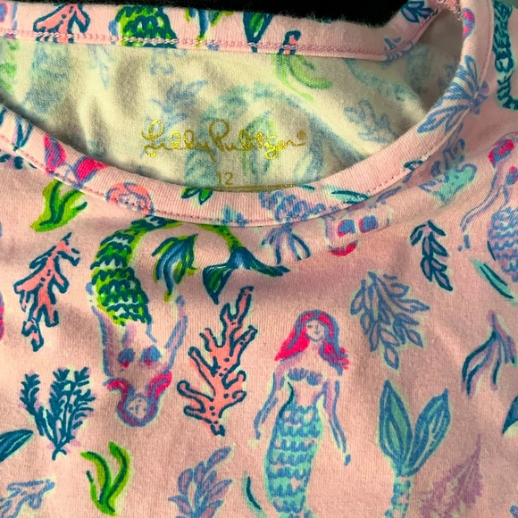 Lilly Pulitzer pajama set - Mermaid print - size 12 (girls) - Picture 2 of 2